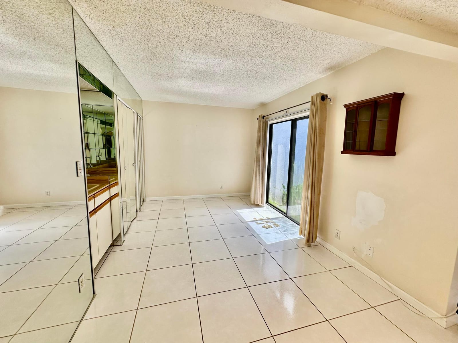 305 Lakeside Court, Sunrise, FL 33326 photo 14