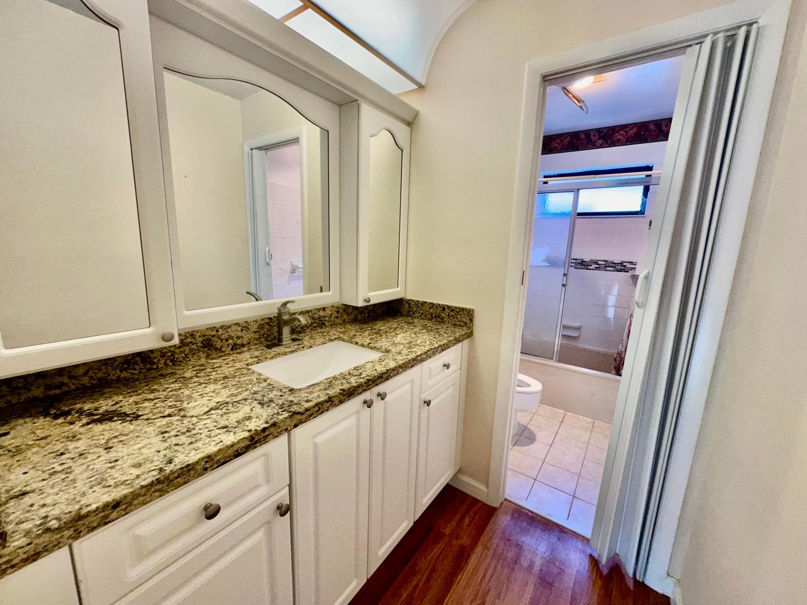 305 Lakeside Court, Sunrise, FL 33326 photo 19