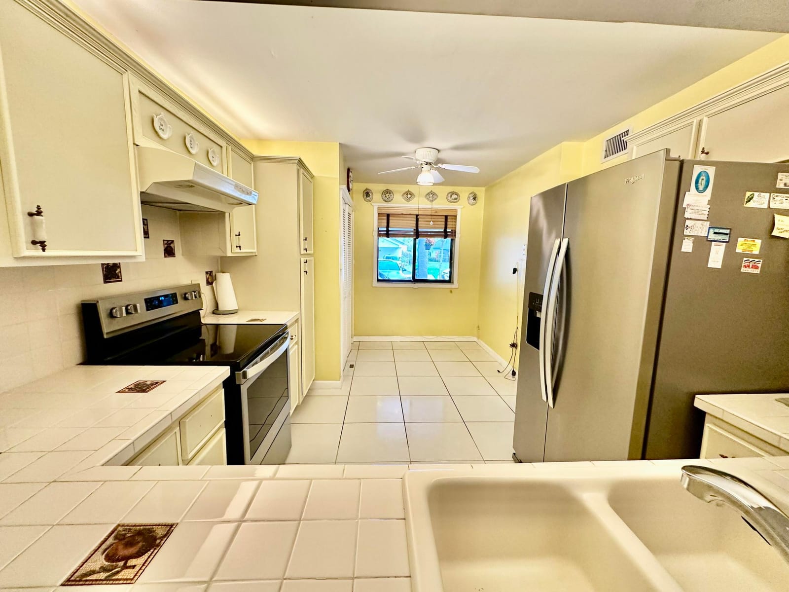 305 Lakeside Court, Sunrise, FL 33326 photo 22
