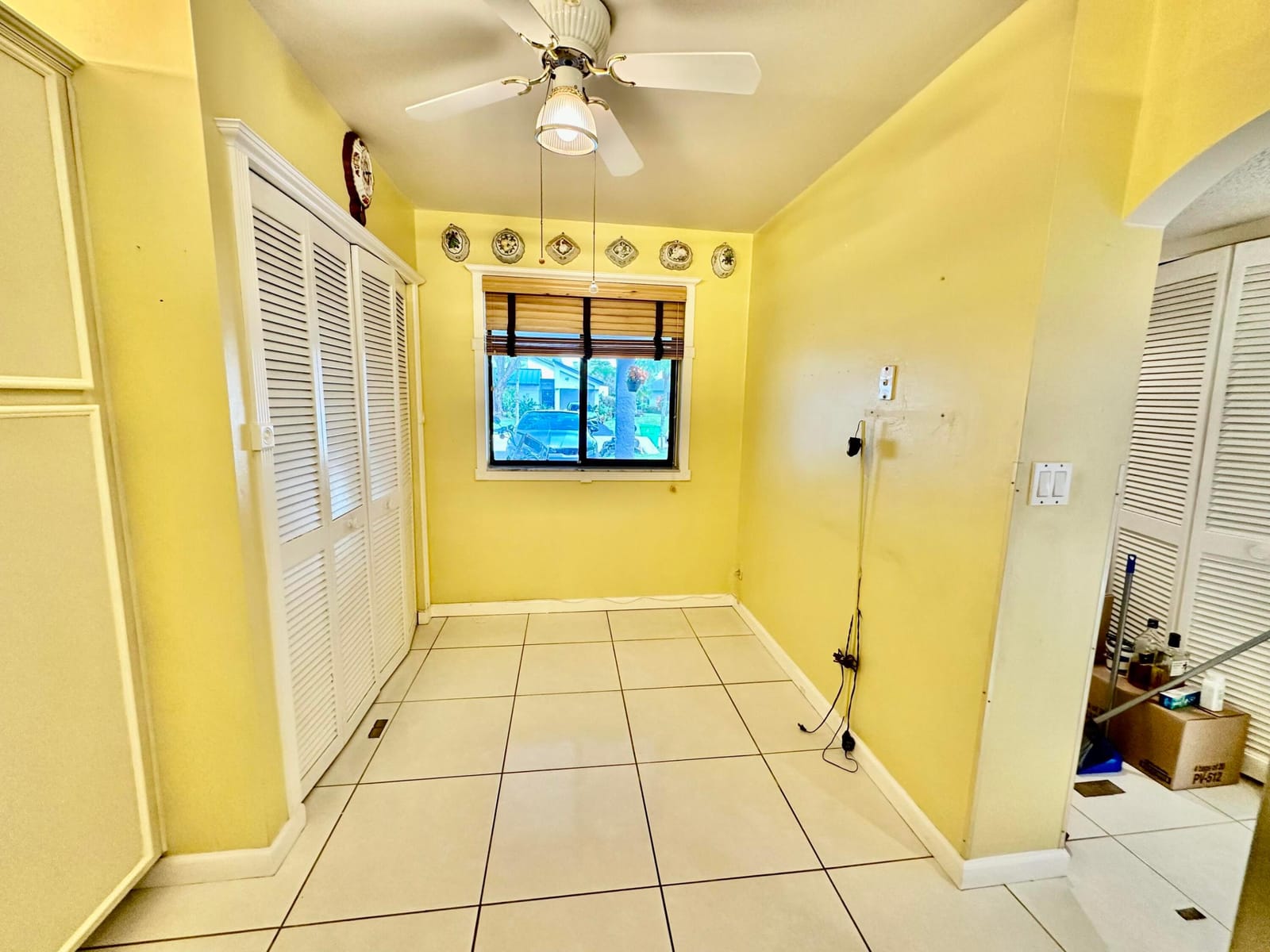 305 Lakeside Court, Sunrise, FL 33326 photo 23