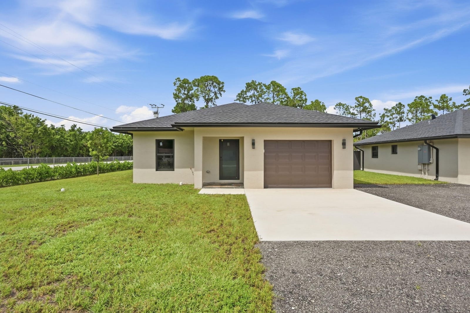 18477 Sycamore Drive W, The Acreage, FL 33470 photo 5