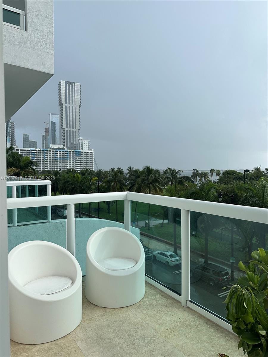 1800 N Bayshore Drive 402, Miami, FL 33132 photo 15