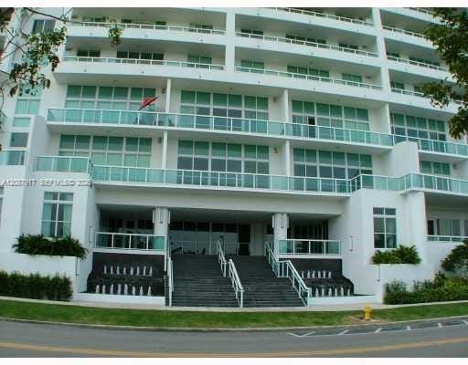 1800 N Bayshore Drive 402, Miami, FL 33132 photo 6