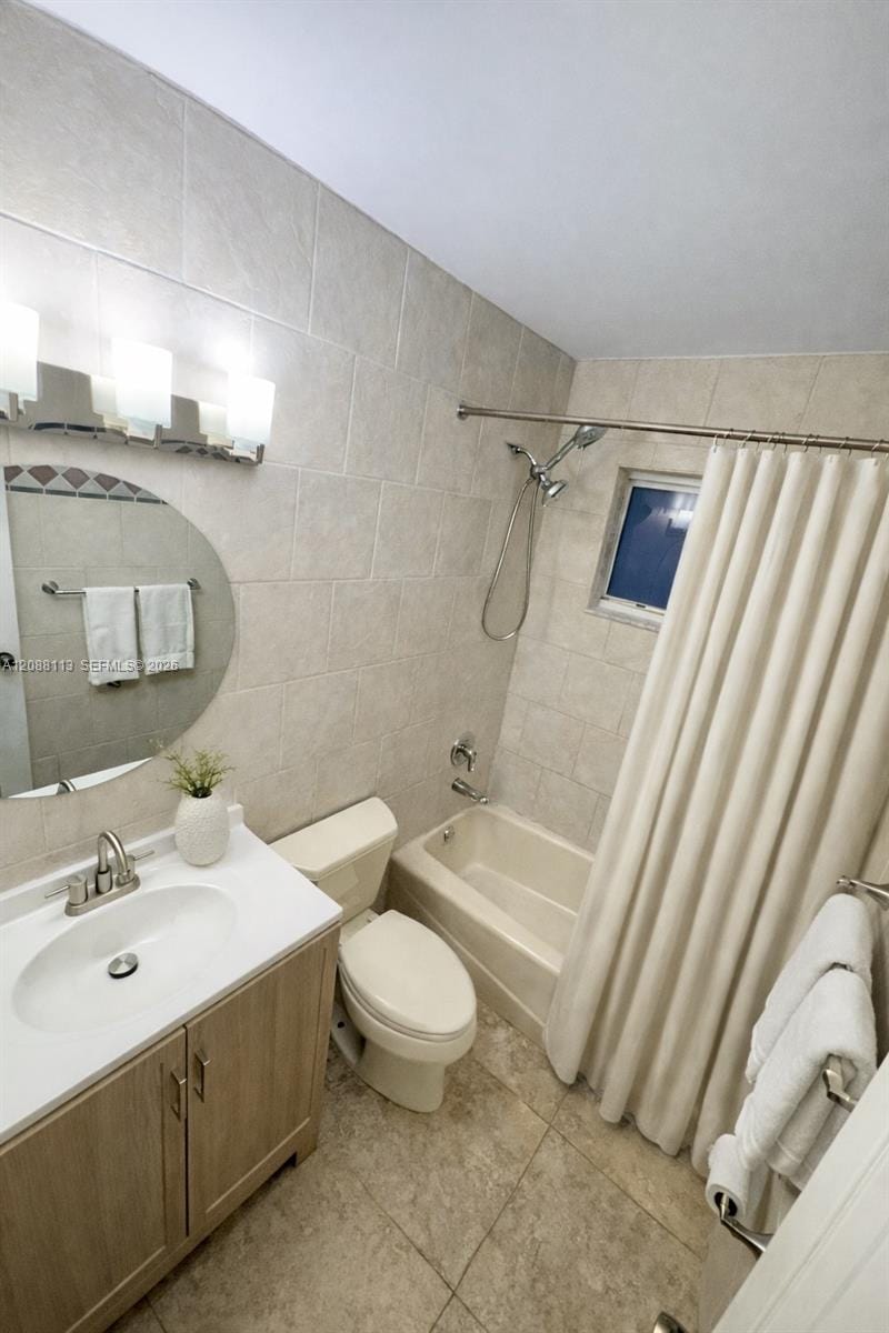 17831 NW 84th Court, Miami, FL 33015 photo 27