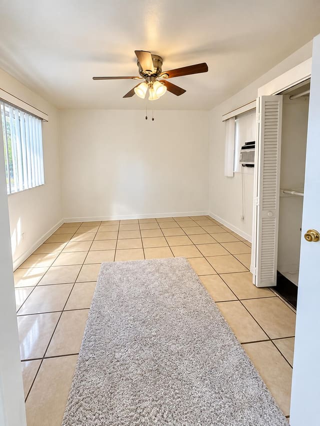724 W 3RD Street, Riviera Beach, FL 33404