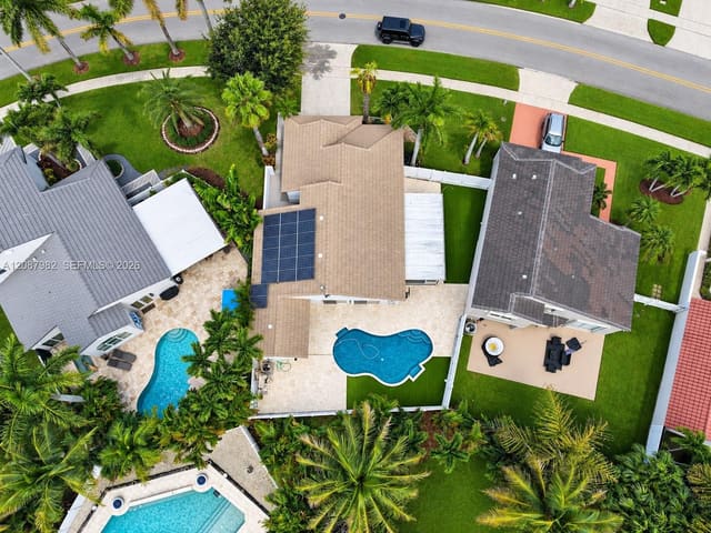 17542 NW 12th Street, Pembroke Pines, FL 33029