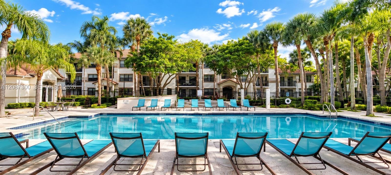 550 S Park Road 25-8, Hollywood, FL 33021 photo 23