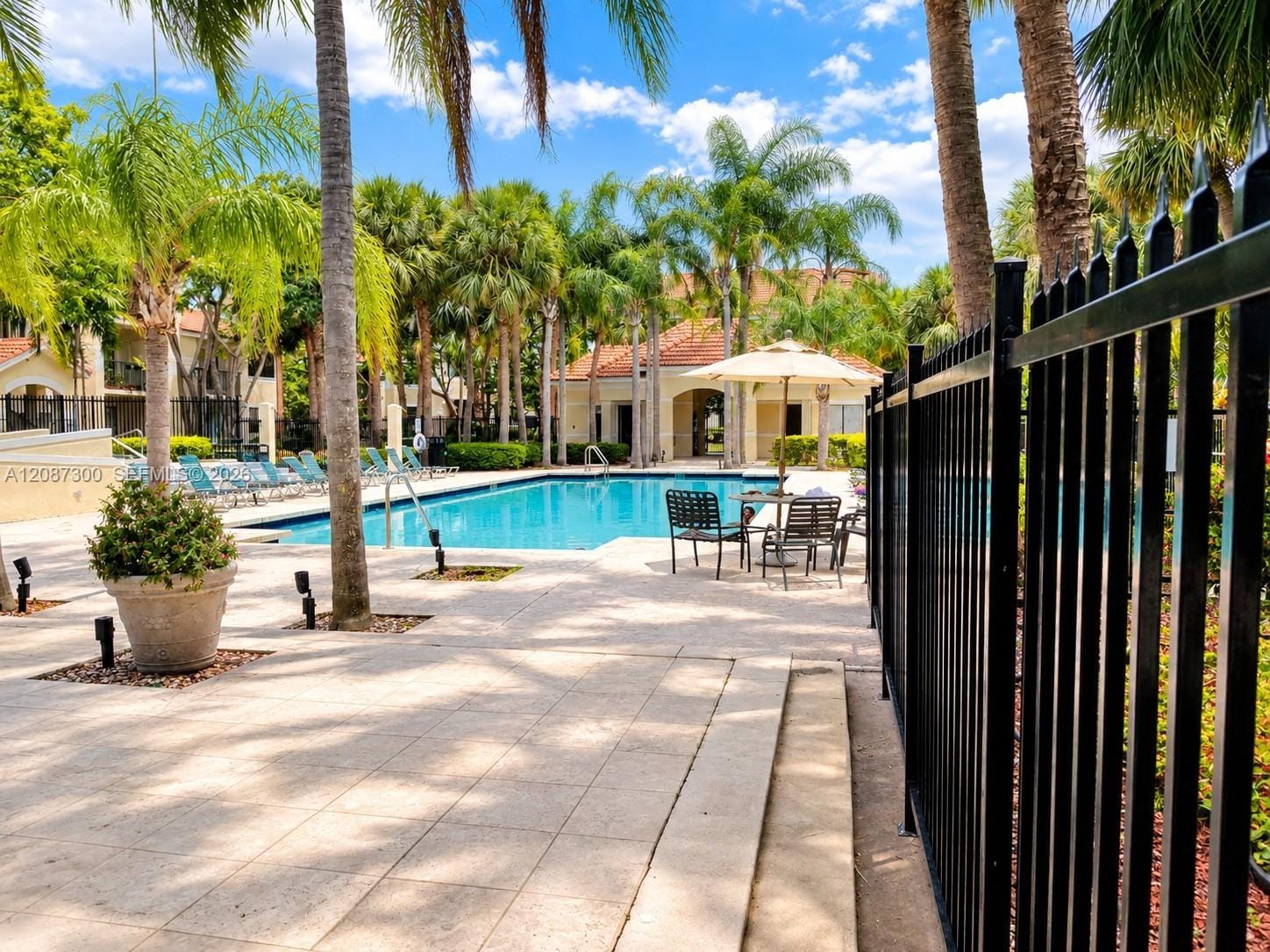 550 S Park Road 25-8, Hollywood, FL 33021 photo 24