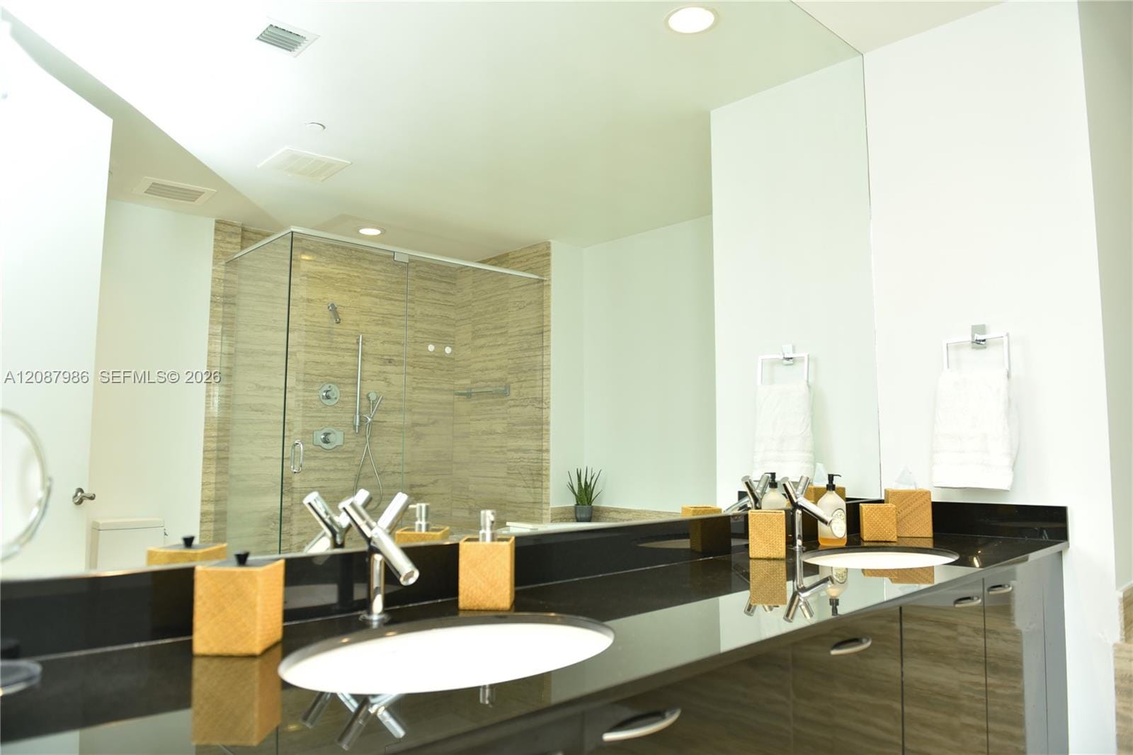 16001 Collins Avenue 2302, Sunny Isles Beach, FL 33160 photo 14