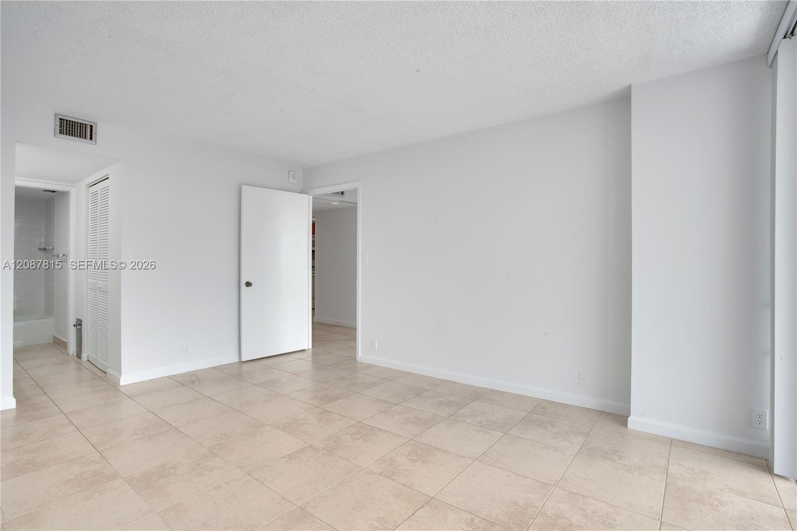 1901 Brickell Avenue B1702, Miami, FL 33129 photo 11