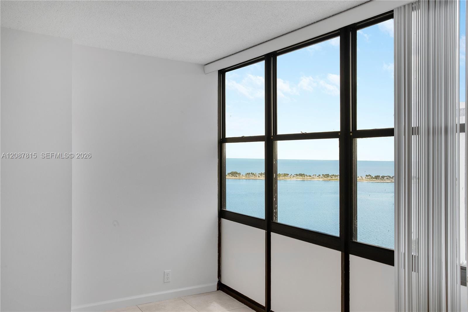 1901 Brickell Avenue B1702, Miami, FL 33129 photo 4