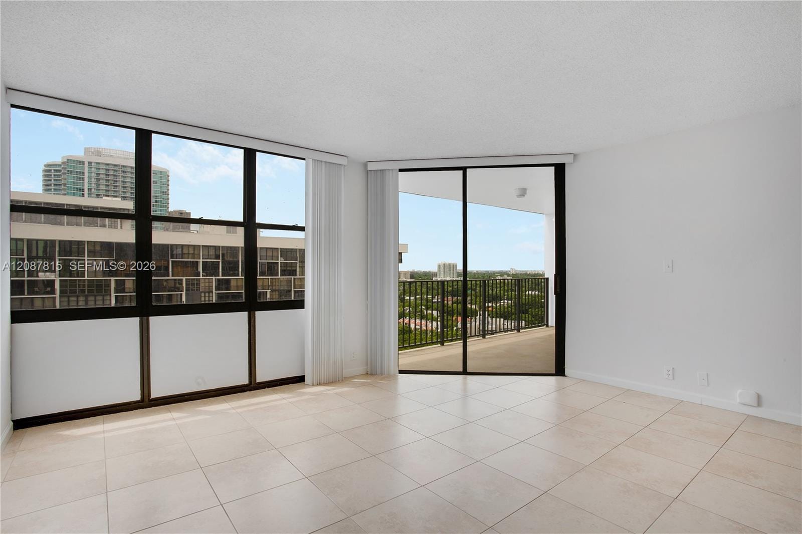 1901 Brickell Avenue B1702, Miami, FL 33129 photo 6