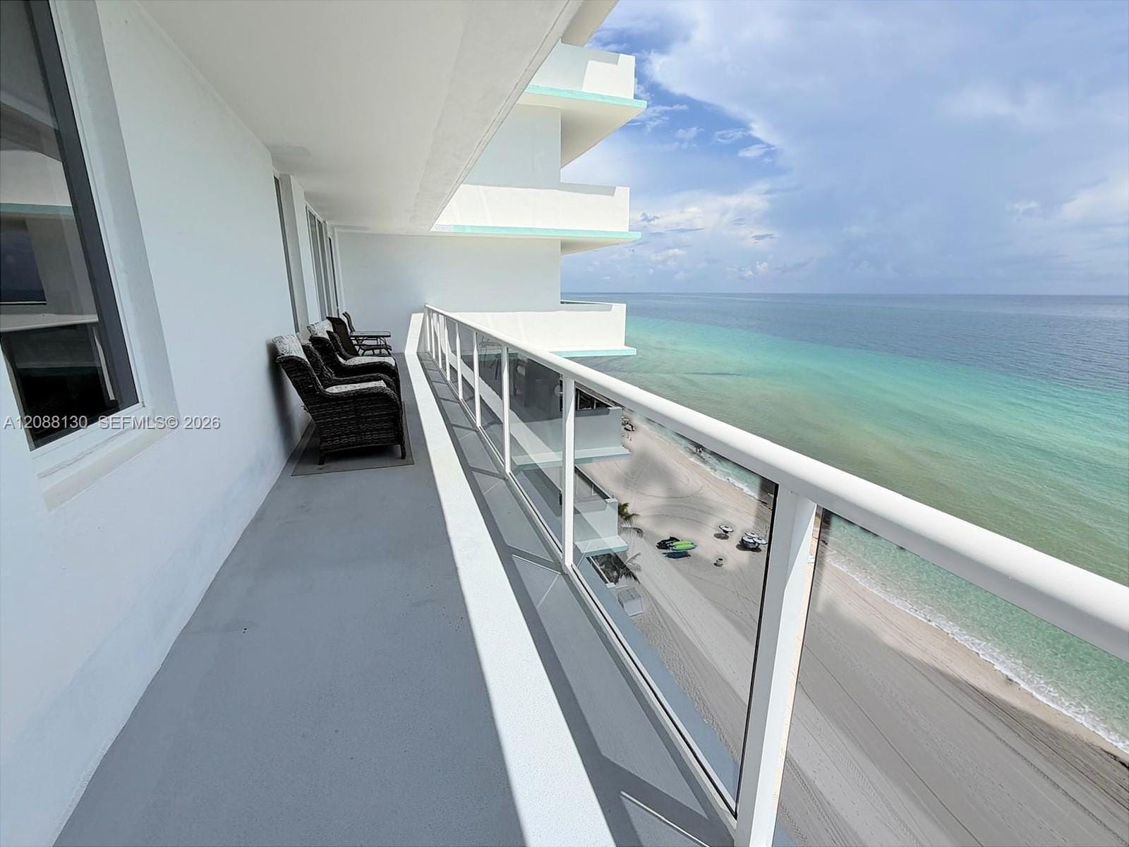 3725 S Ocean Drive 1402 — photo 3