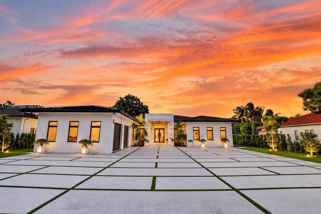 11681 SW 93rd Street, So Miami Gdn Heights, Miami, FL