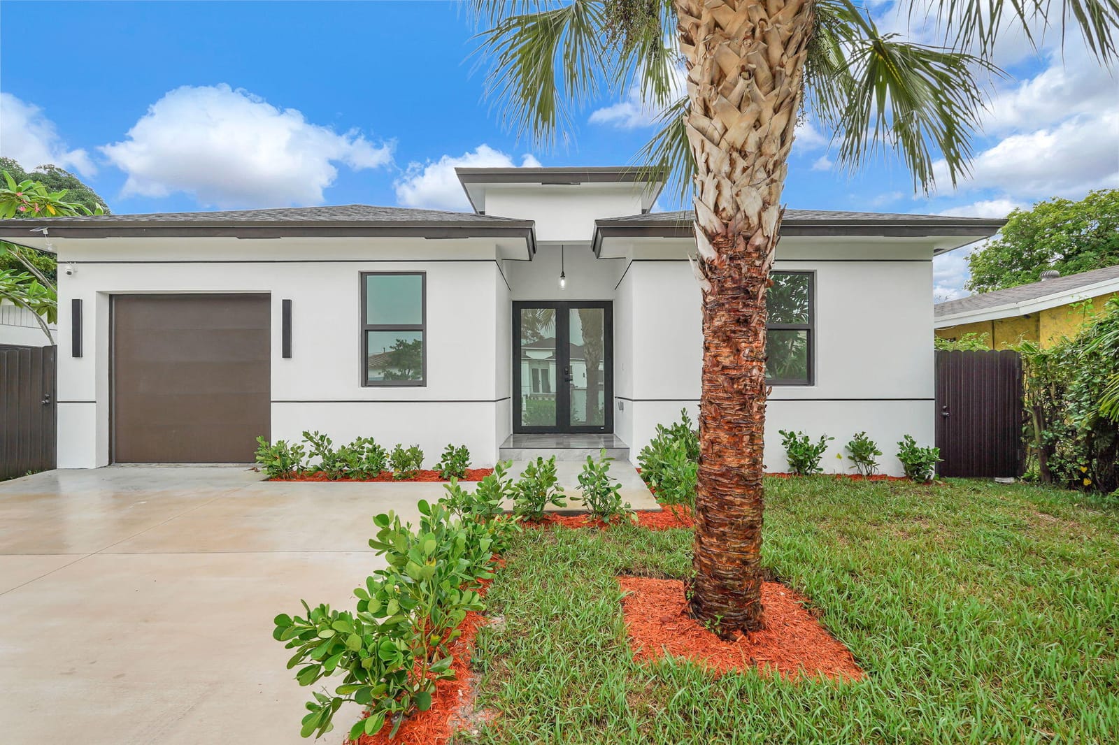 2540 NW 14TH Court, Fort Lauderdale, FL 33311 photo 3