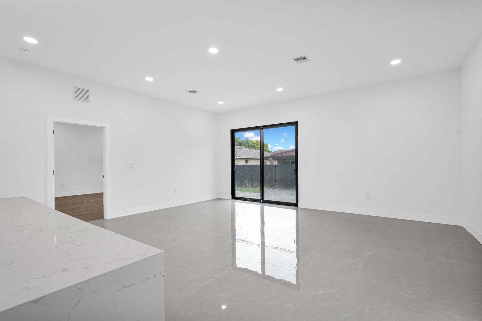 2540 NW 14TH Court, Fort Lauderdale, FL 33311 photo 21