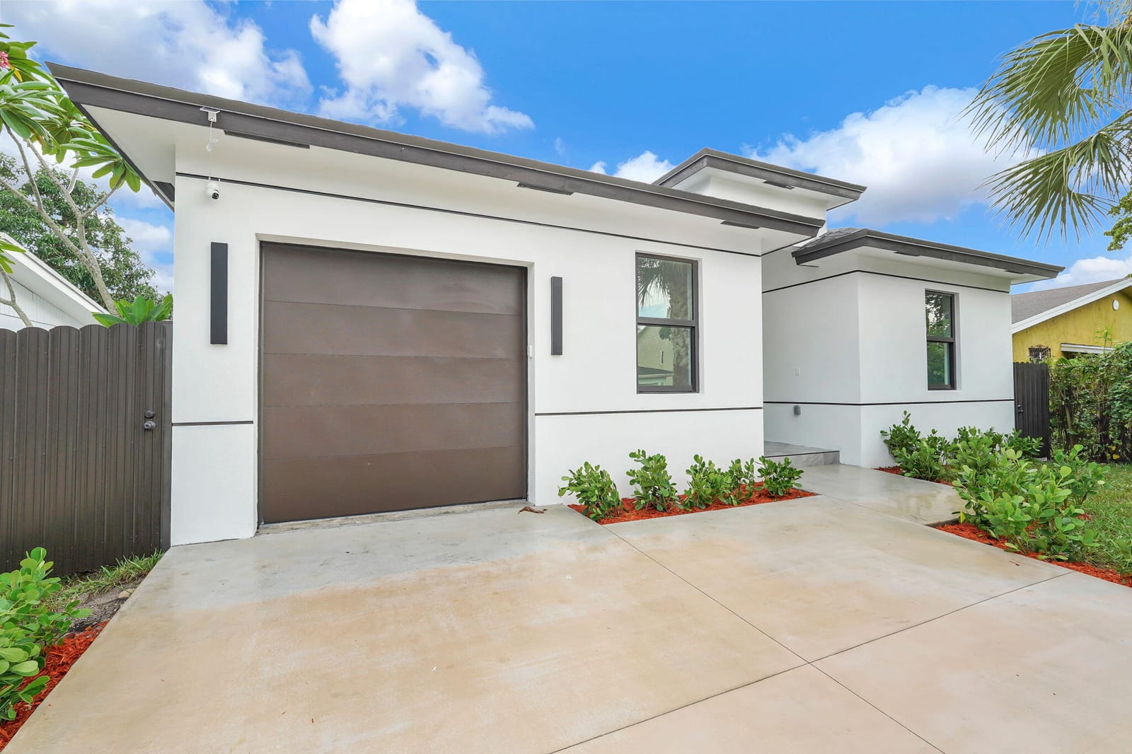 2540 NW 14TH Court, Fort Lauderdale, FL 33311 photo 5