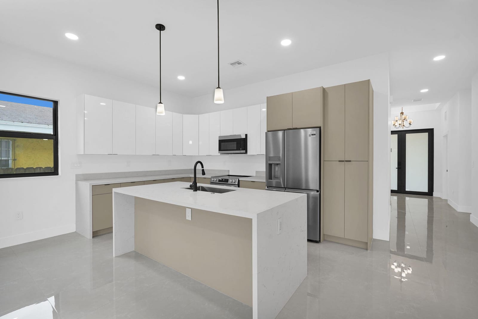 2540 NW 14TH Court, Fort Lauderdale, FL 33311 photo 10