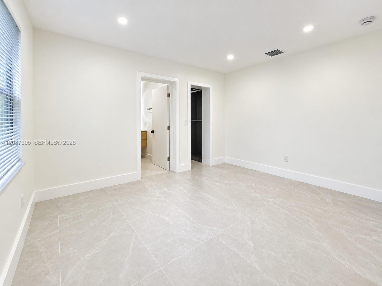 1043 NW 48th Street 0 — photo 9