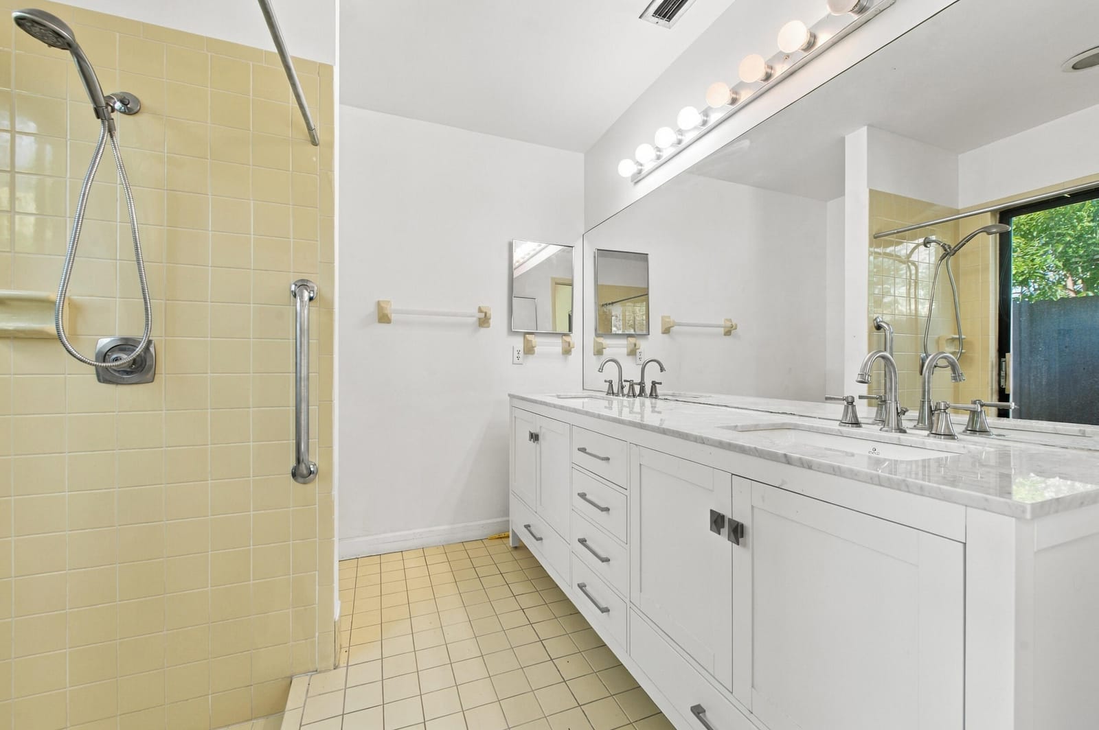 8350 NW 51ST Street, Lauderhill, FL 33351 photo 13
