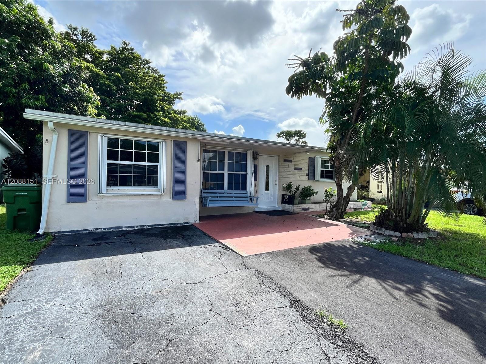 371 SW 67th Terrace, Pembroke Pines, FL 33023 photo 2