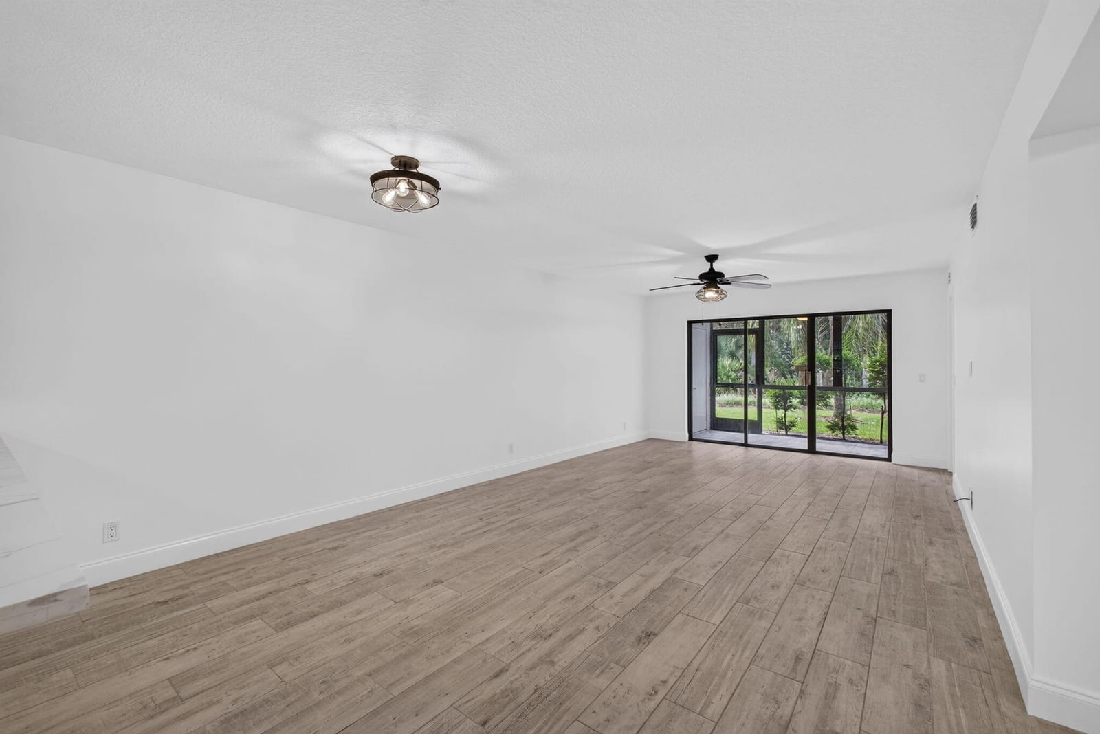 1701 Sabal Ridge Circle D, Palm Beach Gardens, FL 33418 photo 2