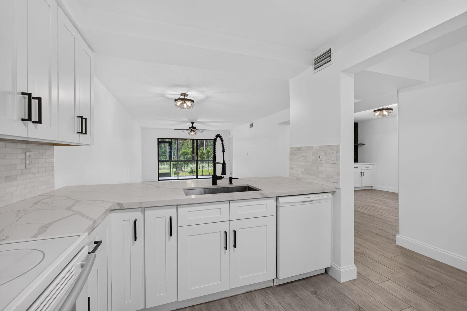 1701 Sabal Ridge Circle D, Palm Beach Gardens, FL 33418 photo 14
