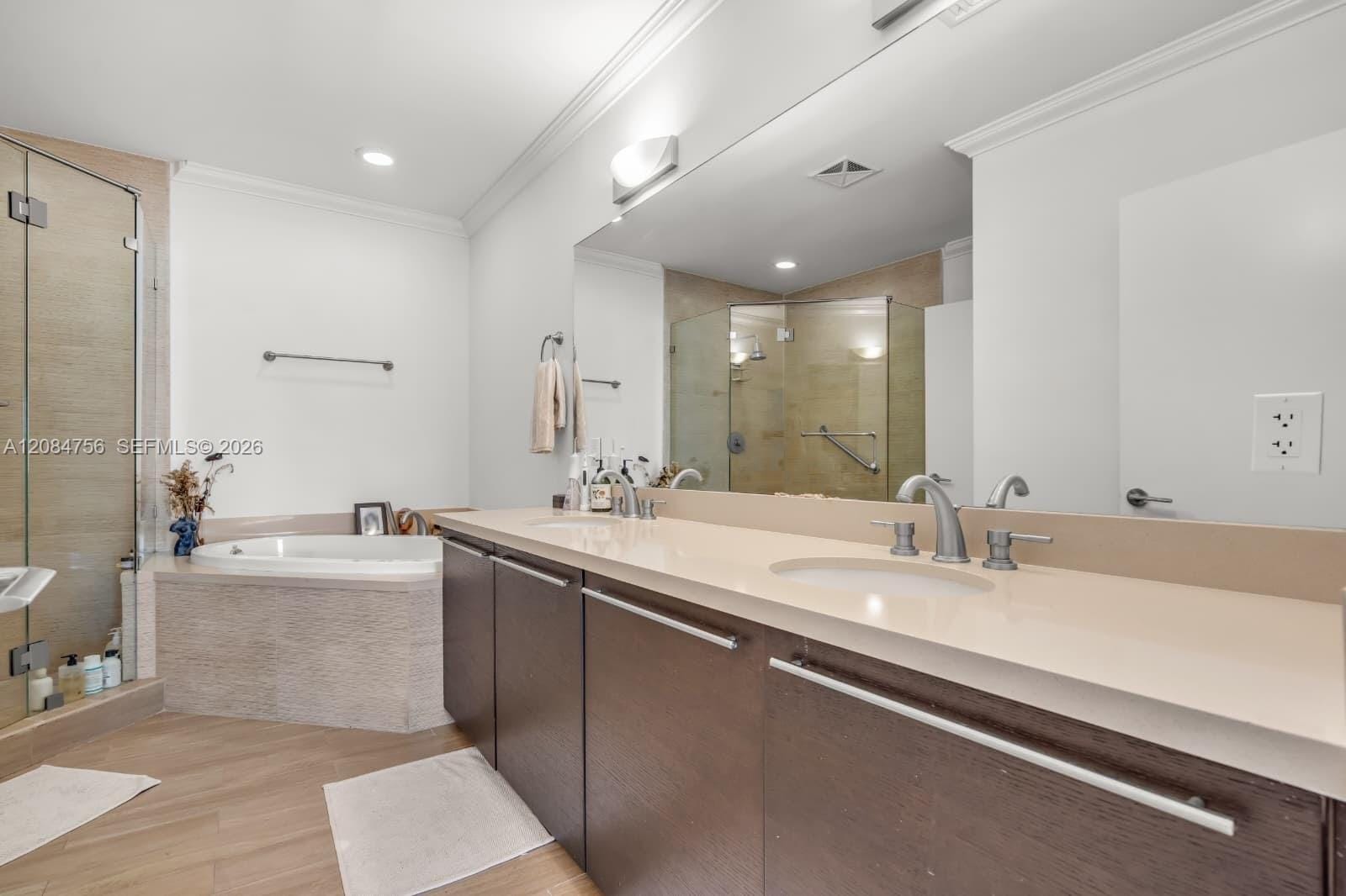7928 East Drive 604, North Bay Village, FL 33141 photo 14