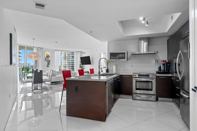 150 Sunny Isles Boulevard 1-1004, Sunny Isles Beach, FL 33160