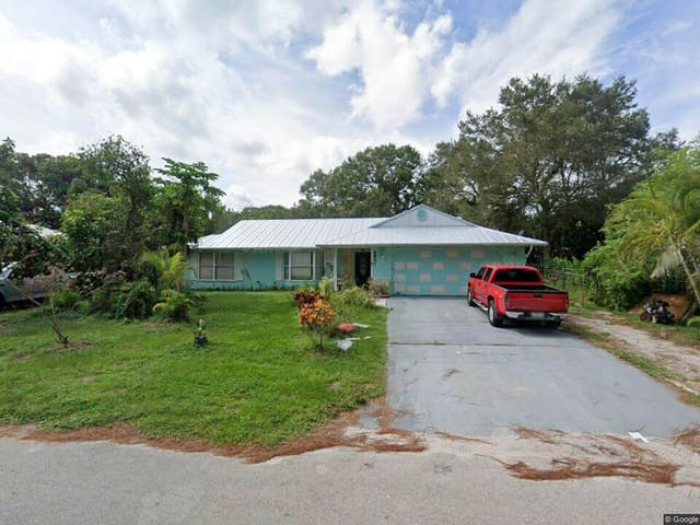 5507 EASTWOOD Drive, Lakewood Park, Fort Pierce, FL