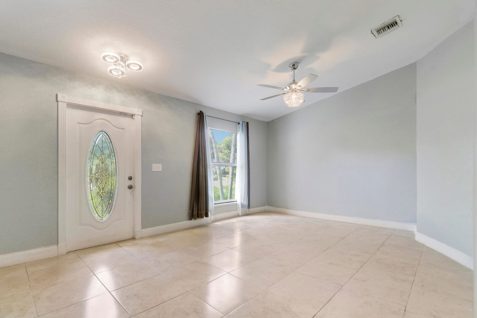 825 SE Cavern Avenue, Port St. Lucie, FL 34983 photo 22