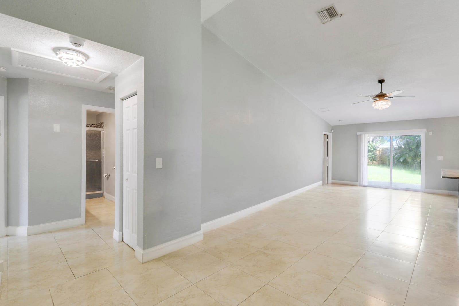 825 SE Cavern Avenue, Port St. Lucie, FL 34983 photo 27
