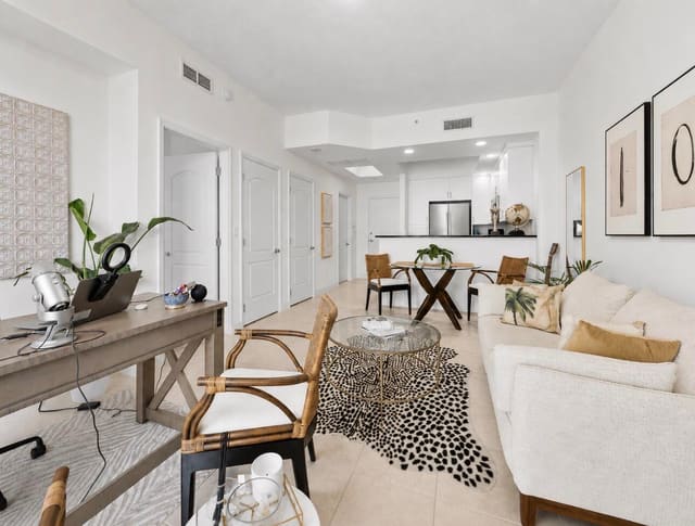 801 S OLIVE Avenue 1123, West Palm Beach, FL 33401
