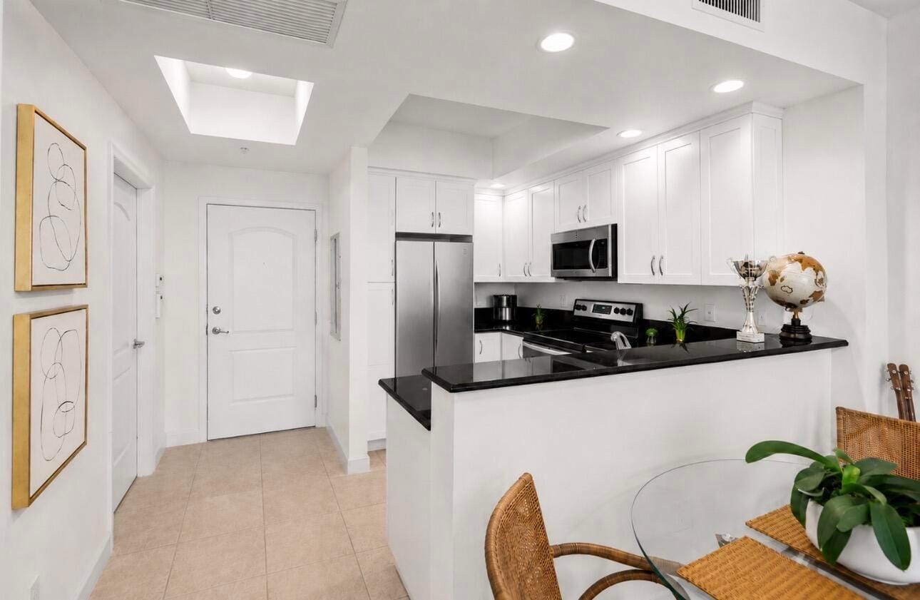 801 S OLIVE Avenue 1123 — photo 3