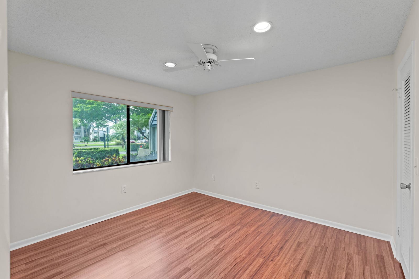 4822 ESEDRA Court 106, Lake Worth, FL 33467 photo 13