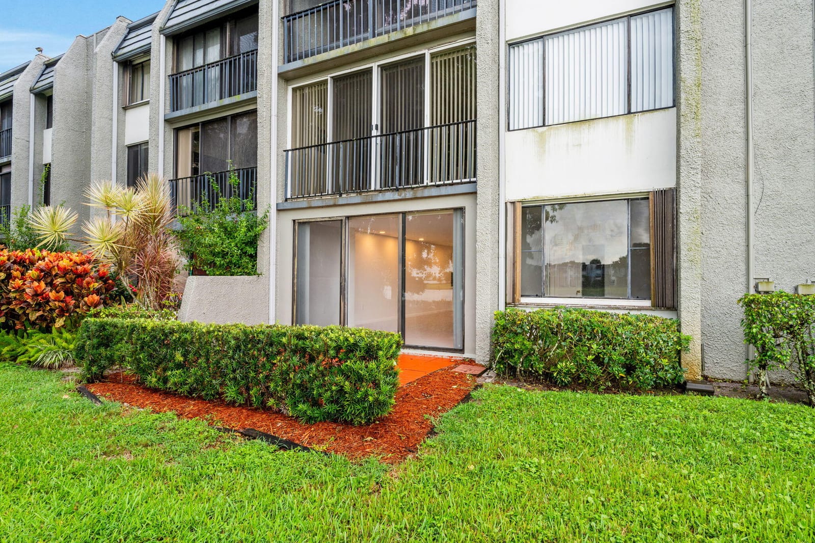 4822 ESEDRA Court 106, Lake Worth, FL 33467 photo 24