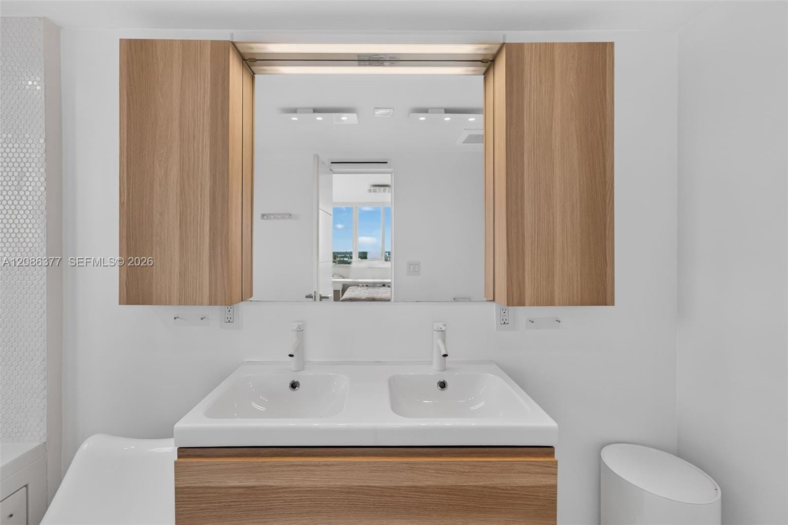 2150 Sans Souci Boulevard PH-D1, North Miami, FL 33181 photo 18
