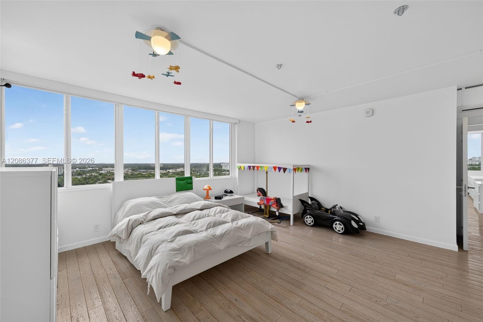 2150 Sans Souci Boulevard PH-D1, North Miami, FL 33181 photo 20