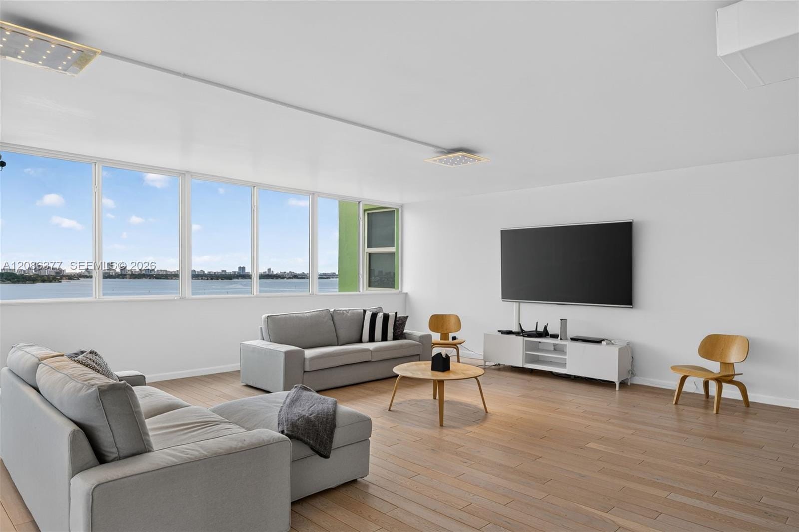 2150 Sans Souci Boulevard PH-D1, North Miami, FL 33181 photo 5