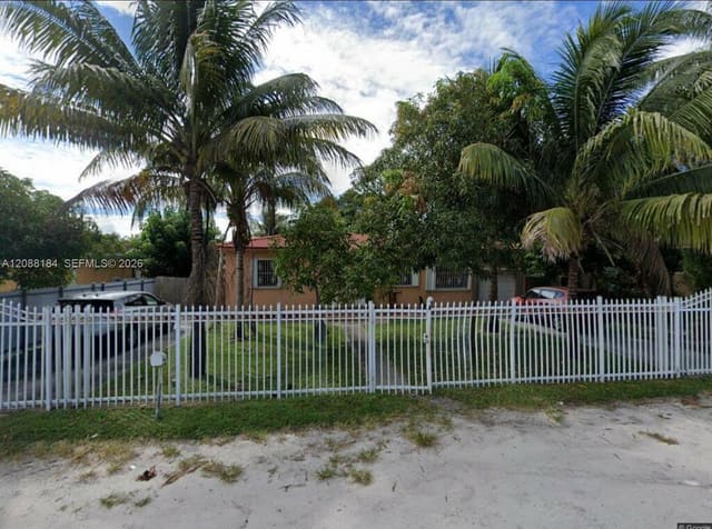 576 NW 147th Street a, Miami, FL 33168