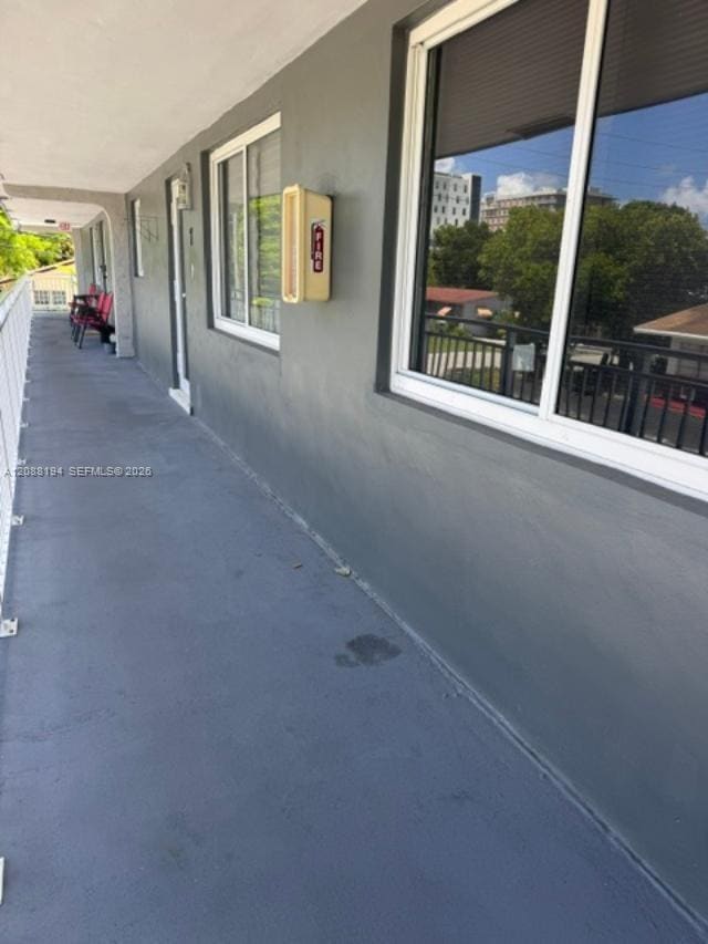 920 SE 2nd Avenue 9, Hallandale Beach, FL 33009