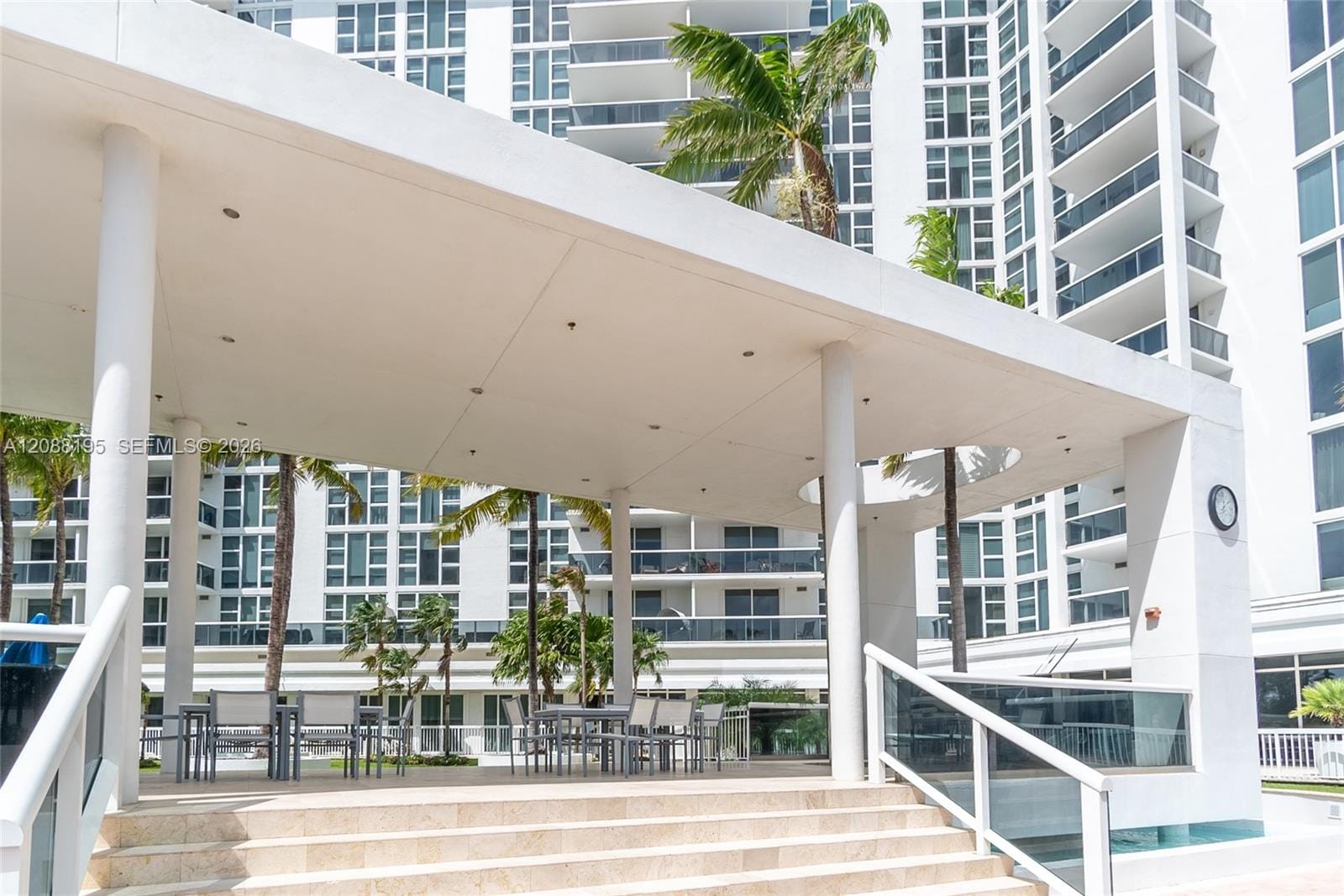10275 Collins Avenue 720 — photo 1