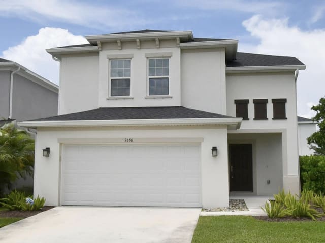 9350 SW LIGORIO Way, Port St. Lucie, FL 34987