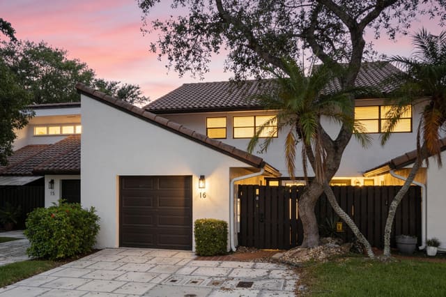 6850 NW 2ND Avenue 16, Boca Raton, FL 33487