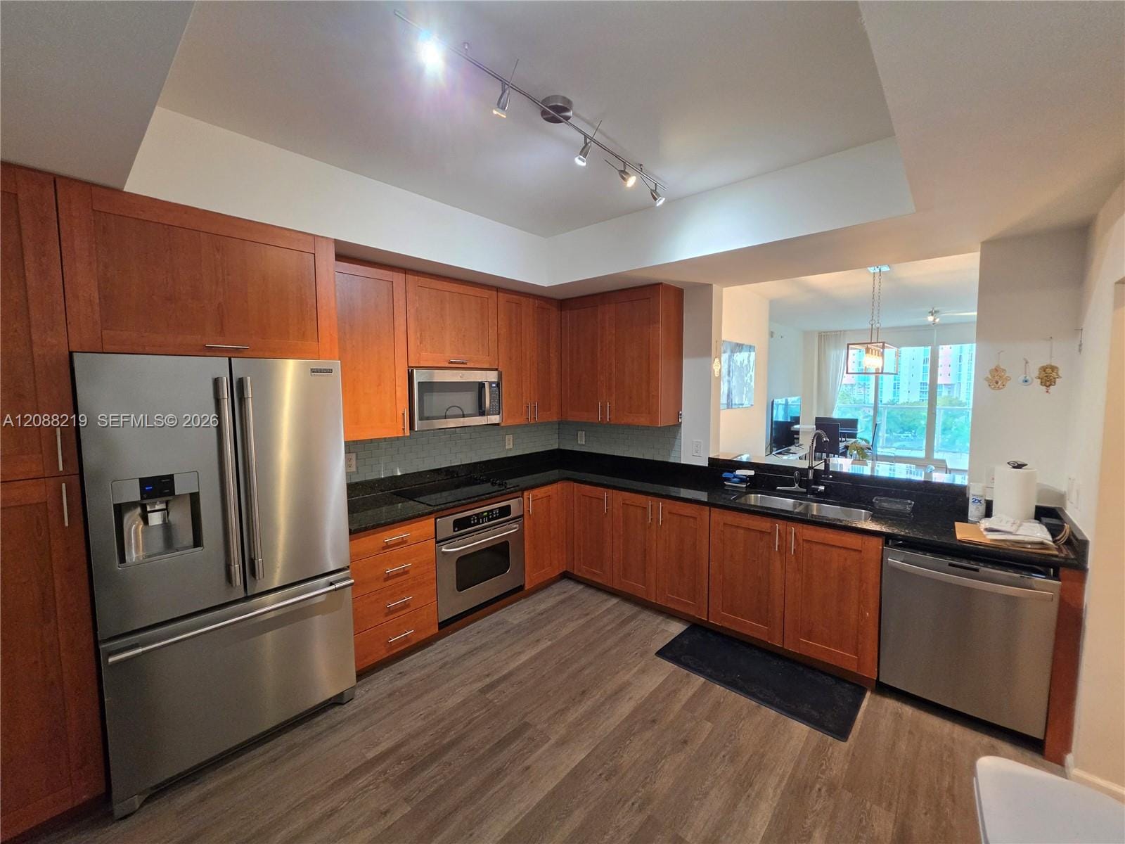 3340 NE 190th Street 705 — photo 7