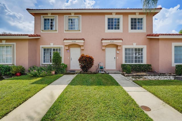 9767 Kamena Circle, Boynton Beach, FL 33436
