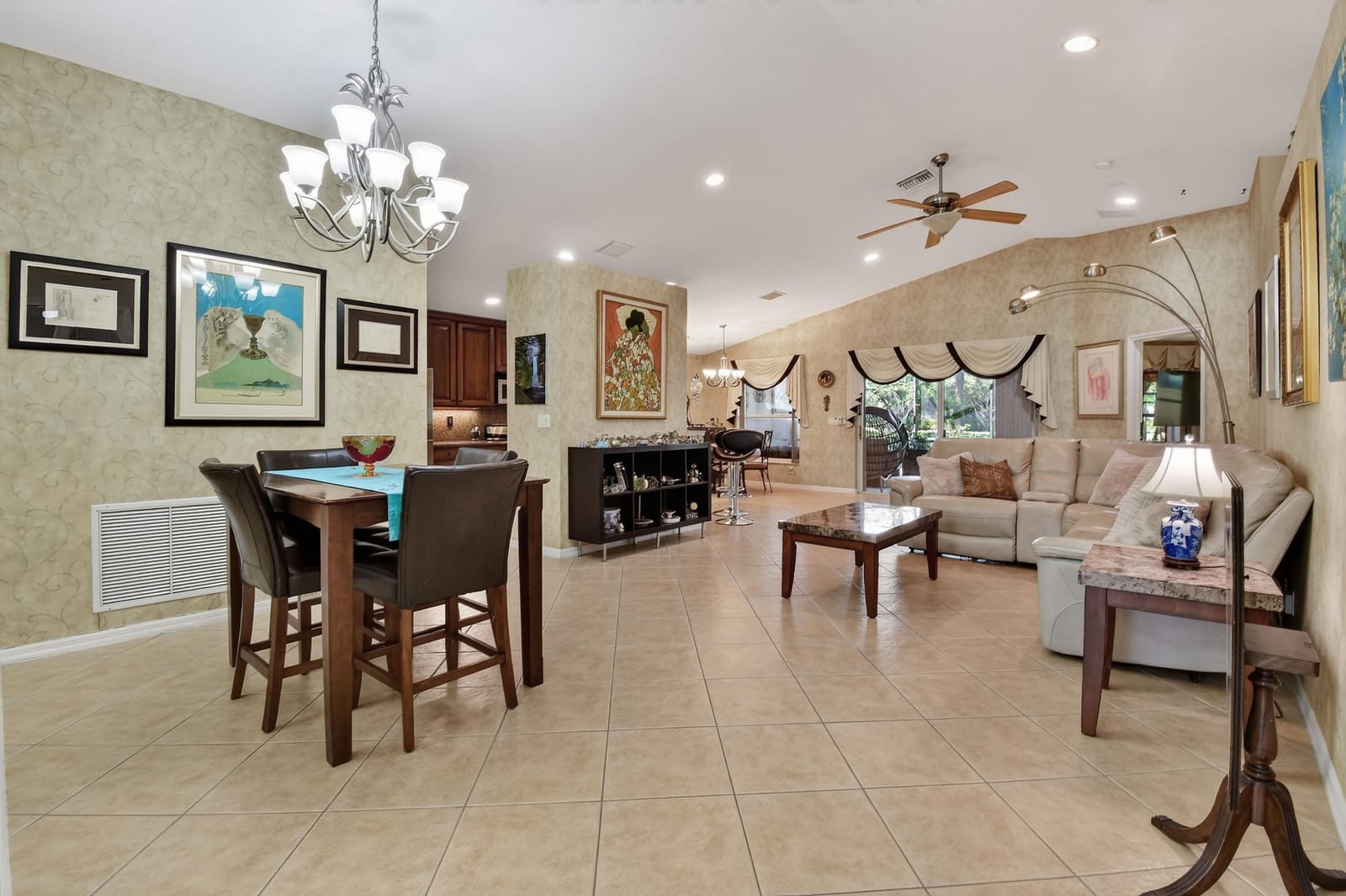 12107 ROMA Road — photo 5