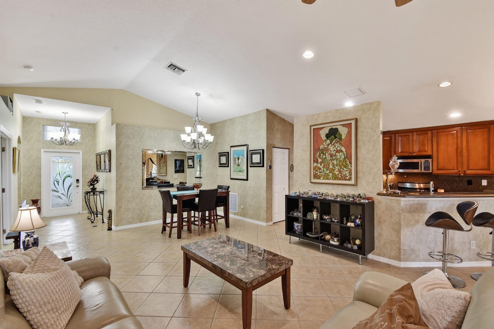 12107 ROMA Road — photo 6