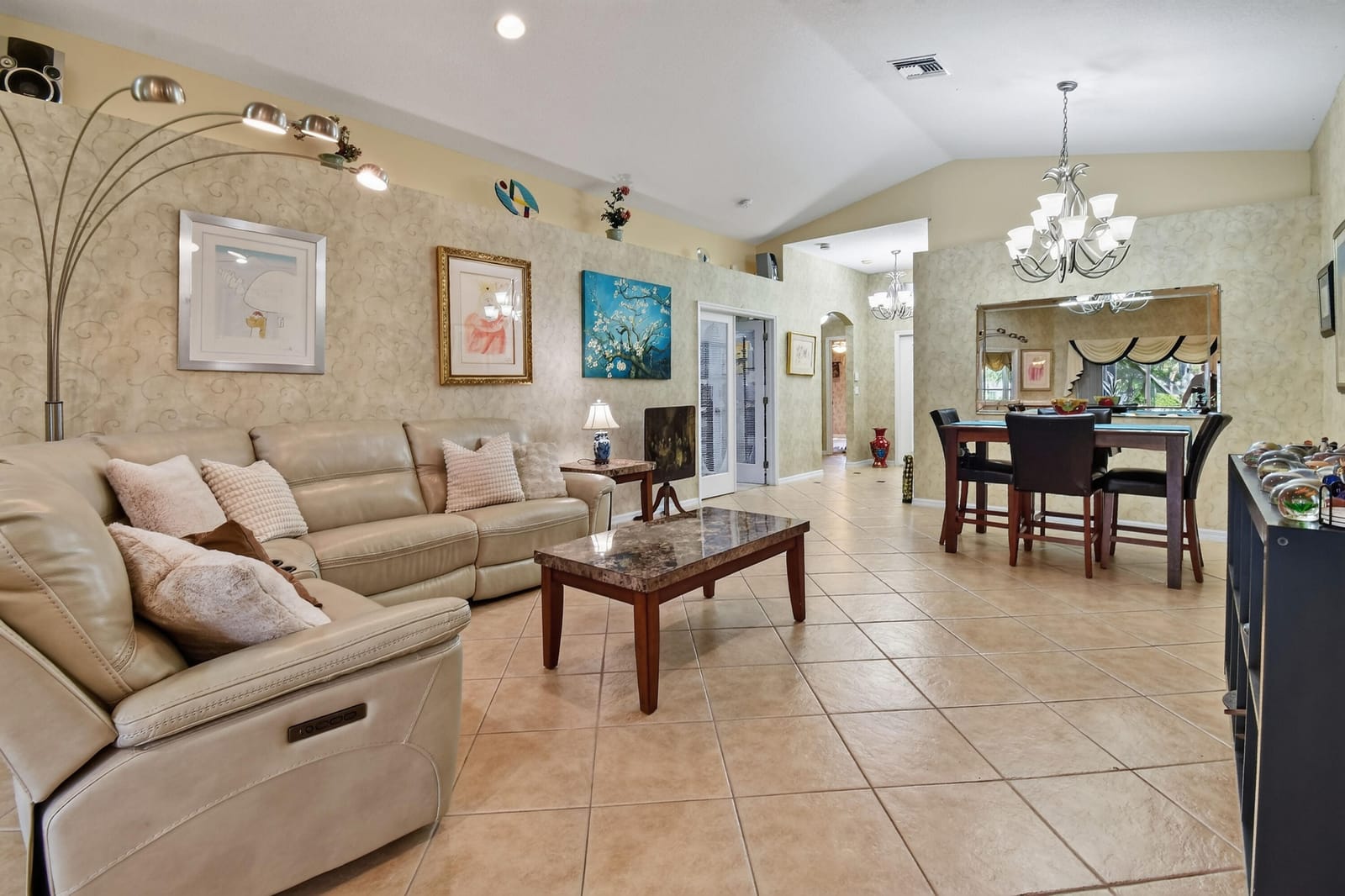 12107 ROMA Road — photo 7