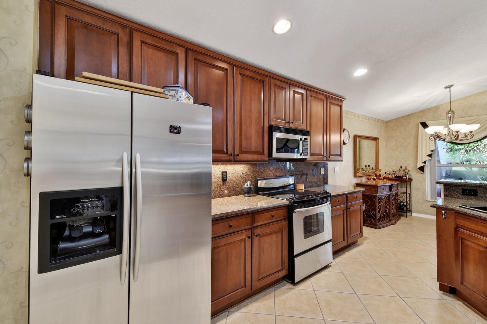 12107 ROMA Road — photo 9